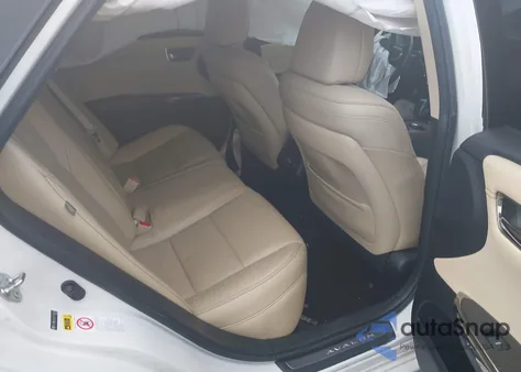 2015 Toyota Avalon Limited z USA, uszkodzony, nr VIN 4T1BK1EB2FU178587